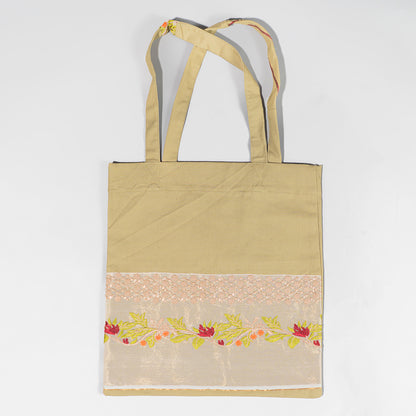 Zeenat Canvas Tote Bag with Appliqué